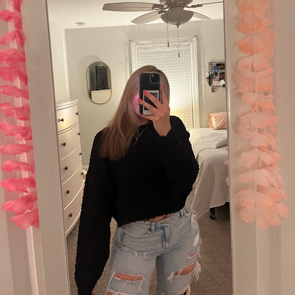 Black cropped palmetto moon sweater